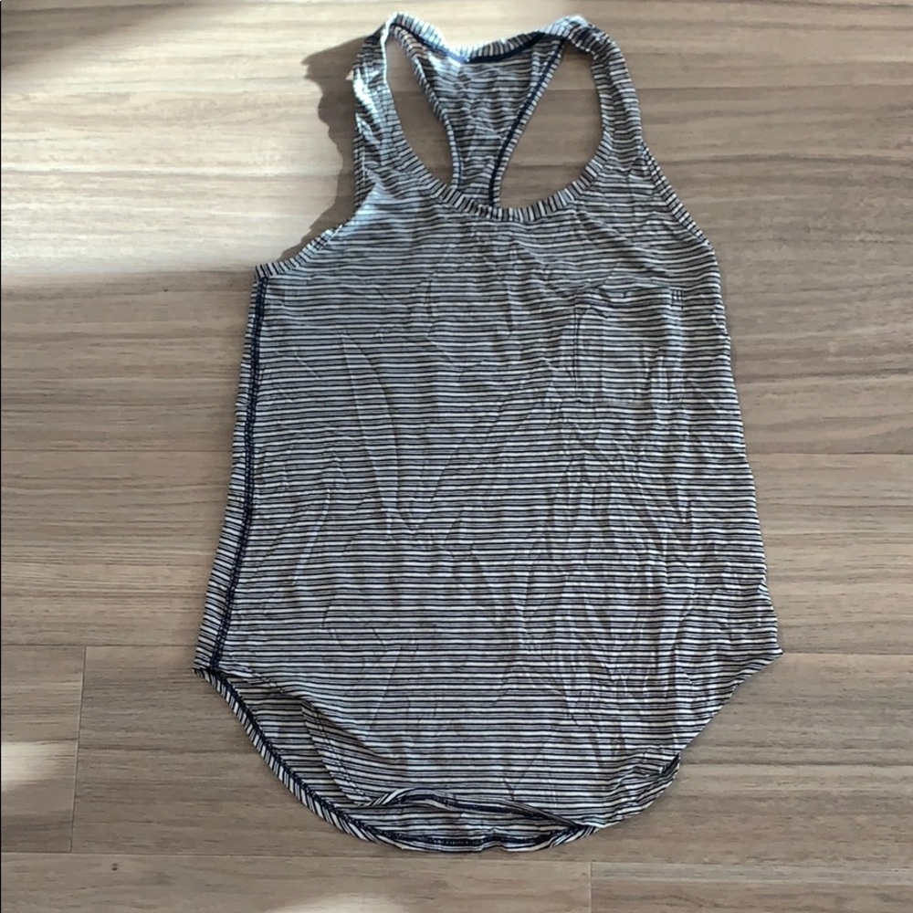 Lululemon workout tank